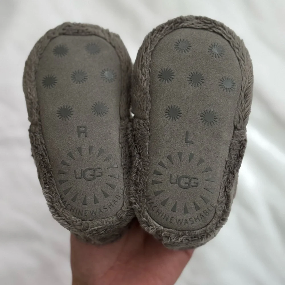UGG Baby Bixbee Booties Gray Size 2 NWOT